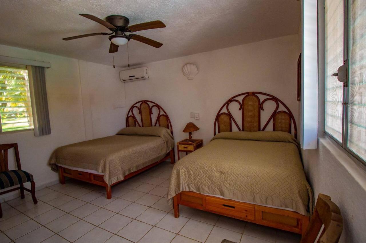 Villas Paraiso Manzanillo,Club Santiago Casa Playa Esterno foto
