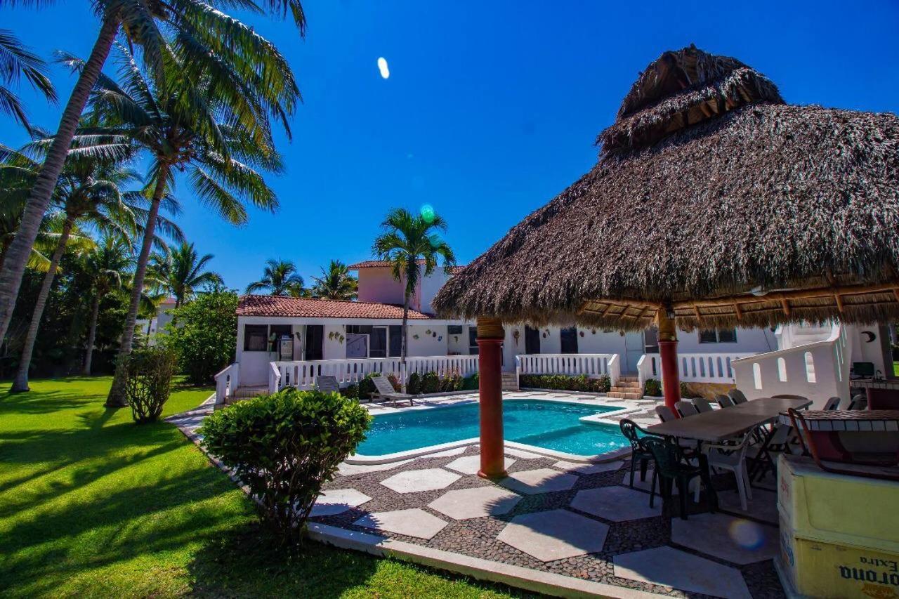 Villas Paraiso Manzanillo,Club Santiago Casa Playa Esterno foto